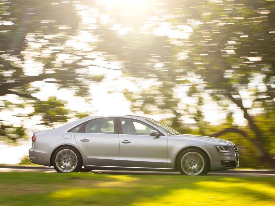  Audi A8 3.0 TDI Quattro (D4) 2014 года  (AU) (фото 2 из 22)
